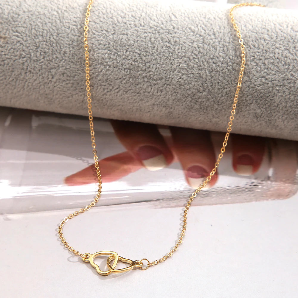 TwinHearts – Minimalist Double Heart Pendant Necklace